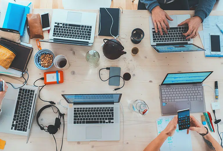 Website erstellen lassen und online erfolgreich starten mit modernen Webdesign-Konzepten