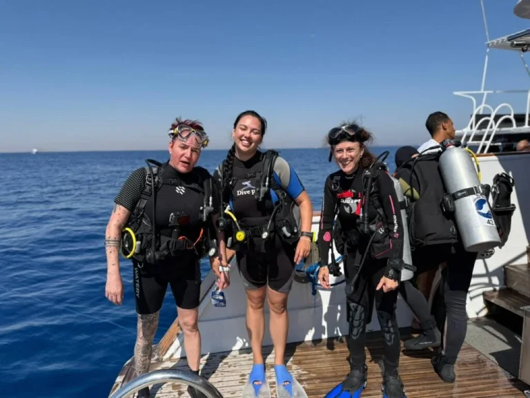 Tauchkurs Hurghada für Anfänger: Sicher und entspannt tauchen lernen